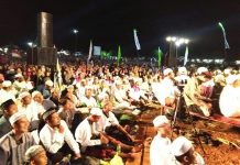 Ribuan Jemaah Ikuti Acara Asam-Asam Bershalawat