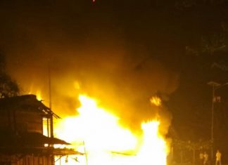 Malam Lebaran, Anjir Pasar Dikejutkan Kobaran Api Dirumah Warga