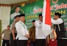 Gubernur H. Sahbirin Noor Melepas 318 JCH, Kloter 1 Embarkasi Banjarmasin