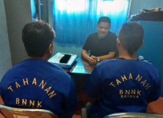 Berkat info masyarakat, BNNK Batola tangkap 2 pengedar Sabu di Handil Bakti