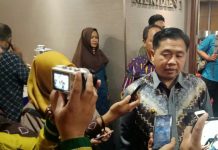 Ibnu Sina : “Tenaga honorer di lingkungan Pemko Banjarmasin, pakai saja Sasirangan”
