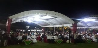 Lantunan sholawat di Martapura, saat malam pergantian tahun sebagai ajang instrufeksi diri