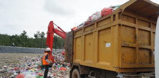 DLH Banjar : “ Tidak benar kami melarang sampah pasar dibuang di TPA Cahaya Kencana”