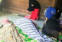 Akibat sengatan listrik, Akhmad Rosydi dan anaknya meninggal saat memperbaiki kipas angin yang terendam banjir