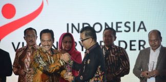 Bupati Banjar raih penghargaan Certificate Of Visionary Leader