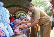 Di acara lauching Stunting Anak Sehat, Gubernur Kalsel, apresiasi Bupati Balangan atas kinerja penyaluran DD tercepat se Indonesia
