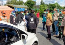 Wakil Bupati Batola, pimpin pendirian Posko pencegahan virus Corona di perbatasan antara Kalsel dan Kalteng