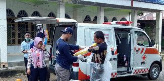 Putus mata rantai penyebaran Covid-19, Warga Pingaran Ulu lakukan penyemprotan Disinfektan di lingkungan desa