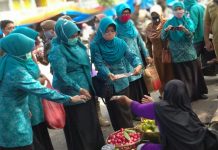 TP-PKK Banjar, lalukan.himbauan soal bahaya virus Corona di pasar tradisional