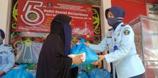 Bantu warga terdampak Corona, Lapas Perempuan Martapura, bagikan paket sembako gratis