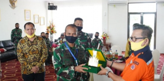 Kolonel Inf M Syech Ismed, pamitan dengan Bupati Balangan H.Ansharuddin