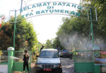 KPH Balangan, bantu penyemprotan disinfektan dan bibit tanaman di areal TPA Batu Merah