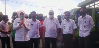 Ditengah pandemi Corona, Bupati Batola serahkan 20 ribu bingkisan sembako untuk warga di 17 kecamatan