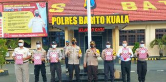 Anggota Polisi berprestasi di Polres Batola dapat reward dari Kapolres AKBP Bagus Suseno
