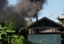 Warga keluhkan kepulan asap hitam yang diduga hasil pembakaran “limbah” RS.Abdul Aziz