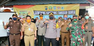 Kapolres Banjar, AKBP Andri Koko Prabowo, secara simbolis membuka acara program Kampung Tangguh Covid-19