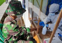 Tekan angka kasus Covid -19, personel satgas TMMD 108, ikuti rapid test