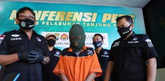 Polres Tanjung Perak gelar press realese kasus 193.000 butir pil merk LL