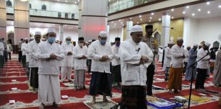 Bupati H.Ansharuddin bersama masyarakat Balangan gelar sholat hajat sambut 1 Muharram