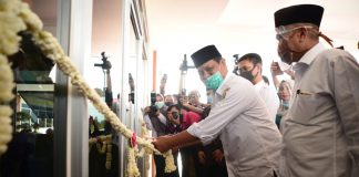 Paman Birin resmikan pemanfaatan gedung baru Uniska di Handil Bakti