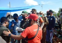 Satgas penanganan Covid 19 Batola lakukan sosialisasi Perbup 54/2020 di Pasar Belawang