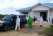 Diduga terpapar corona, 11 karyawan PT.Tiga Daun Kapuas dibawa ke Asrama Haji Banjarbaru