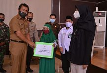 Baznas Batola salurkan zakat senilai Rp 91,5 Juta untuk pelajar dan anak yatim