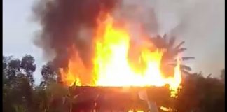 Menjelang magrib, eks mess Barito Pacific di Tamban terbakar