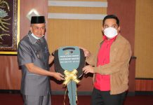 Kementerian Perhubungan RI serahkan hibah bus sekolah untuk Kabupaten Banjar