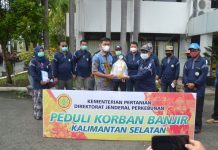 Gapki dan Borneo Forum bantu korban banjir Batola