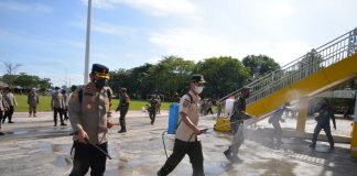 Tangkal penyebaran Covid 19, Dandim bersama Forkopimda Batola lakukan penyemprotan desinfektan