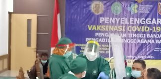 PT Banjarmasin laksanakan vaksinasi covid 19 tahap pertama