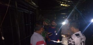 Saat berbuka puasa, rumah Basri dan Usman hangus terbakar