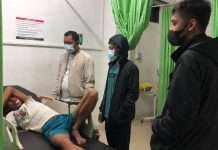 Dua mobil alami benturan keras, pengemudi sempat terjepit dibalik kemudi