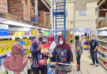 Disperindag Banjar bersama tim terpadu Provinsi Kalsel lakukan sidak di retail modern, “semua produk aman”