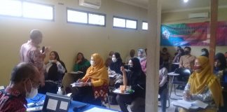 Tingkatkan ekonomi, pelaku UKM di Batola ikuti pelatihan kewirausahaan