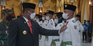 40 anggota Paskibra Kalsel dikukuhkan Dr Safrizal ZA,MSi
