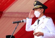 Bupati Banjar menjadi Inspektur upacara peringatan HUT RI ke 76 di Kabupaten Banjar