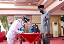 Bupati Banjar lantik PAW Pembakal Desa Lumpangi