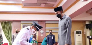 Bupati Banjar lantik PAW Pembakal Desa Lumpangi