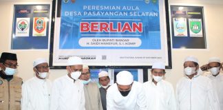 Bupati Banjar Saidi Mansyur meresmikan Aula Berlian Pesayangan