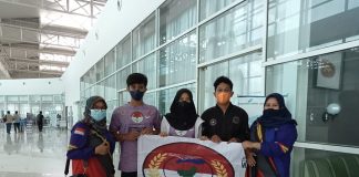 Dukung atlet Panjat Tebing Banjar berlaga di Aceh, Borneo Peduli serahkan tiket pesawat