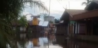 Banjir Cempaga Kotawingun mulai surut, sebagian warga mulai menempati rumahnya