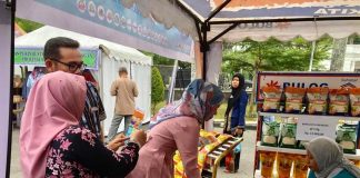 Bantu warga terdampak pandemi, Bulog Kalsel gelar pasar murah