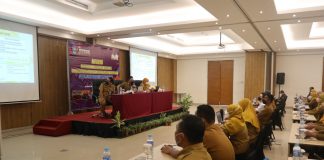 Asisten Administrasi Umum Siti Mahmudah, buka acara kegiatan APRB dan SAKIP