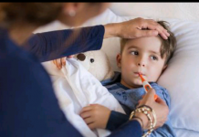 Ciri ciri omicron pada ada anak: masalah gastrointestinal dan batuk parau