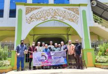 SMSI bagikan masker gratis di PP Darussalam dan SMIH Martapura