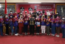 Setda Banjar HM Hilman sambut kedatangan delegasi W20 di kota Martapura