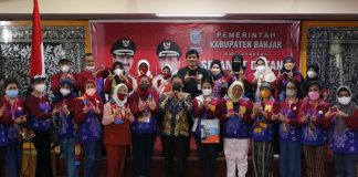Setda Banjar HM Hilman sambut kedatangan delegasi W20 di kota Martapura