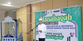 Bupati H.Saidi Mansyur tutup kegiatan MTQ Kopri di Gedung Islamic Center Martapura